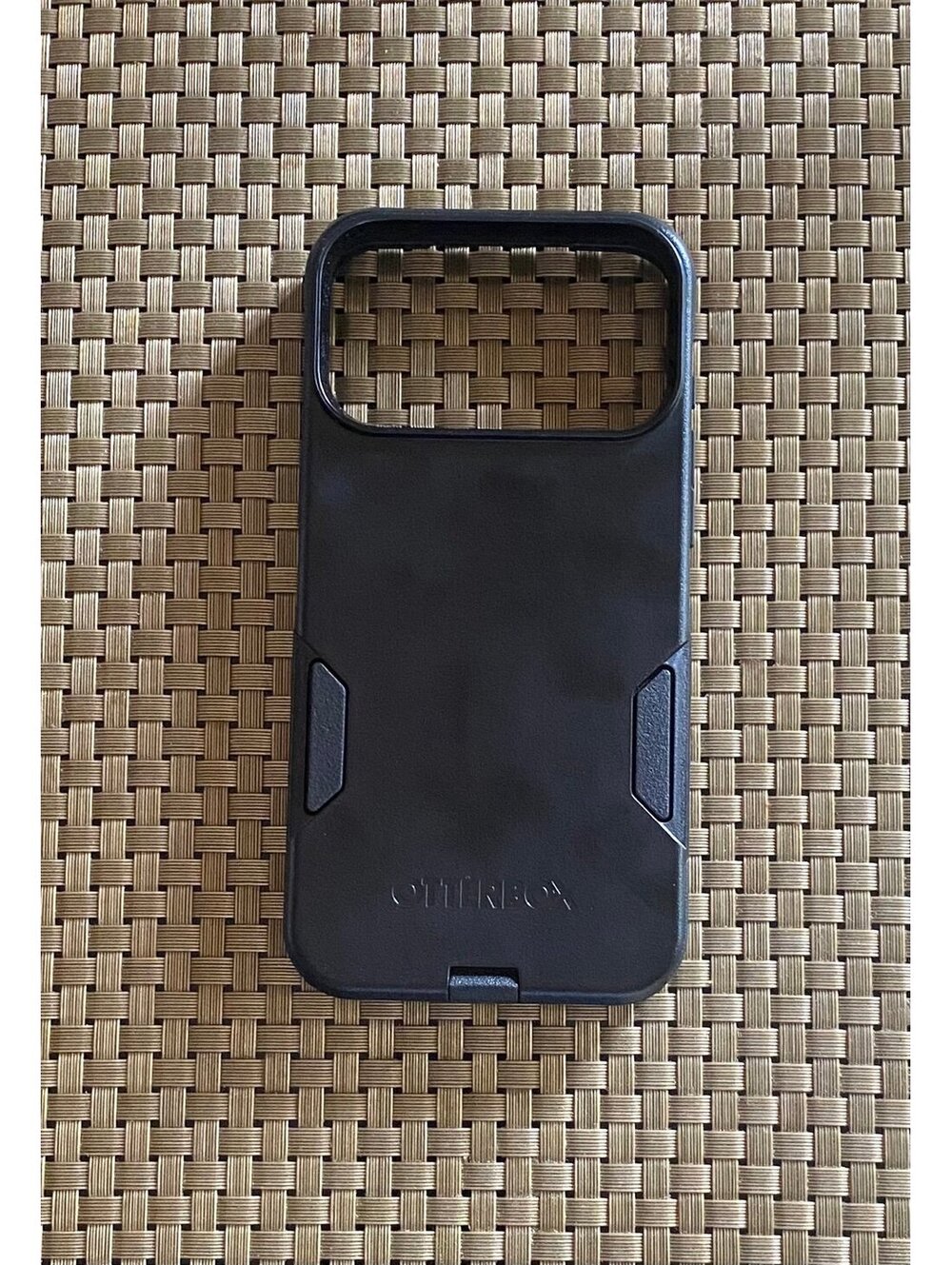 OtterBox Commuter Series Case for iPhone 17 Pro Max Black